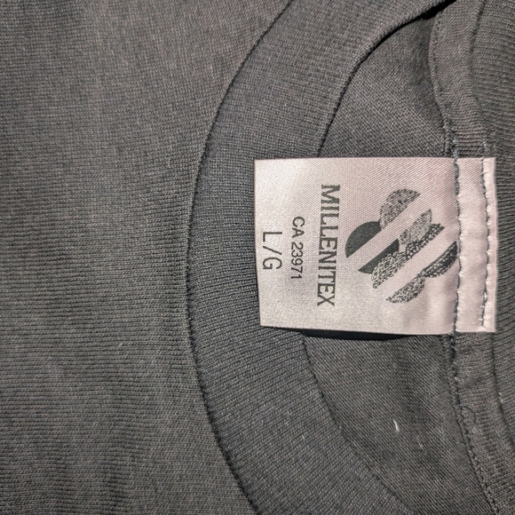 Black Short Sleeve Tee with Vibrant Graphic - Picture 5 of 7